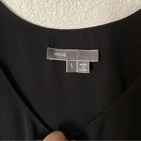 Vince Black Silk Blend Layered Sleeveless Blouse Top Size Large Blouse Tank - Picture 8 of 10